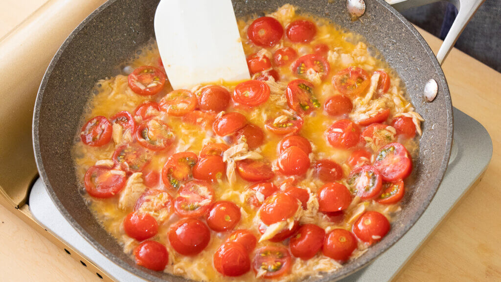 ハーブ香る♪プチトマトとツナのパスタのレシピと作り方。料理研究家・フードコーディネーター藤井玲子のレシピと料理写真。れこれしぴ