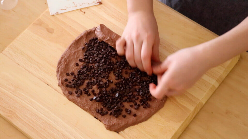 チョコレートのイングリッシュマフィンのレシピと作り方。料理研究家・フードコーディネーター藤井玲子のレシピと料理写真。れこれしぴ