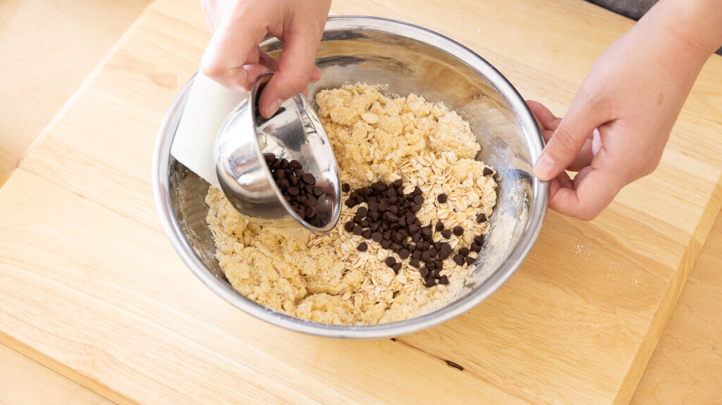 オートミールとチョコチップのスコーンのレシピと作り方。料理研究家・フードコーディネーター藤井玲子のレシピと料理写真。れこれしぴ
