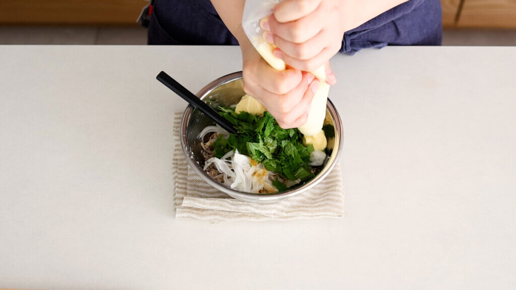 大葉が香る♩鯖マヨサンドのレシピと作り方。料理研究家・フードコーディネーター藤井玲子のレシピと料理写真。れこれしぴ