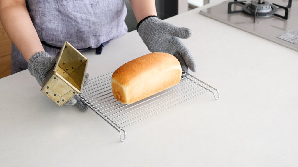 おうちで簡単♪パウンド型で作るワンローフ食パンのレシピと作り方。料理研究家・フードコーディネーター藤井玲子のレシピサイト。れこれしぴ