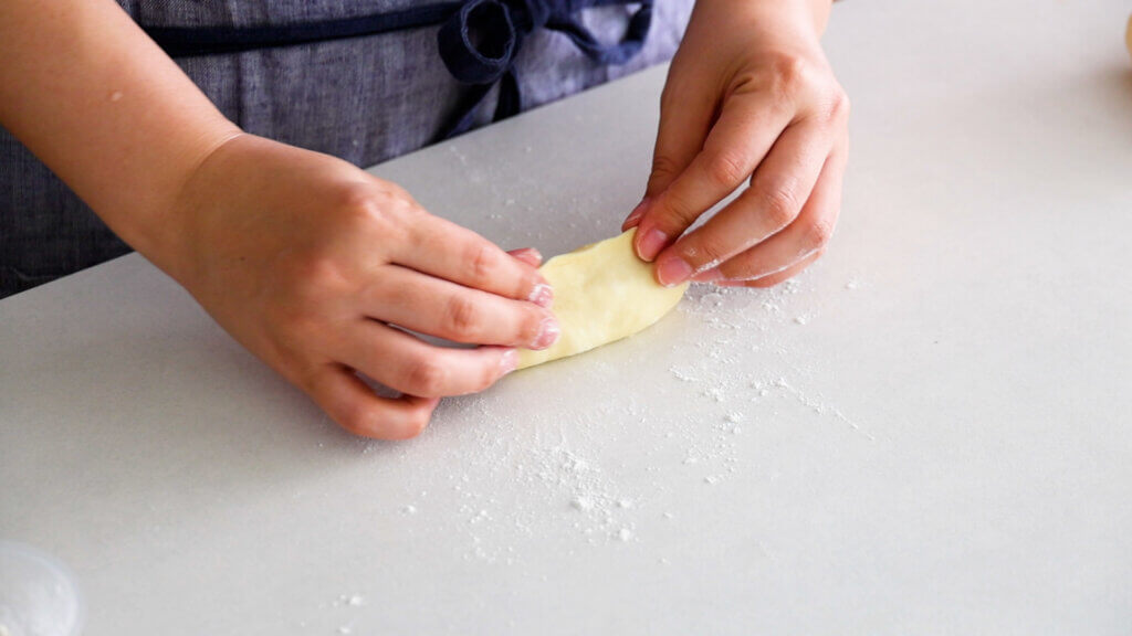 朝ごはんやおやつにぴったり！ひとくちウィンナーパンのレシピと作り方。料理研究家・フードコーディネーター藤井玲子のレシピサイト。れこれしぴ