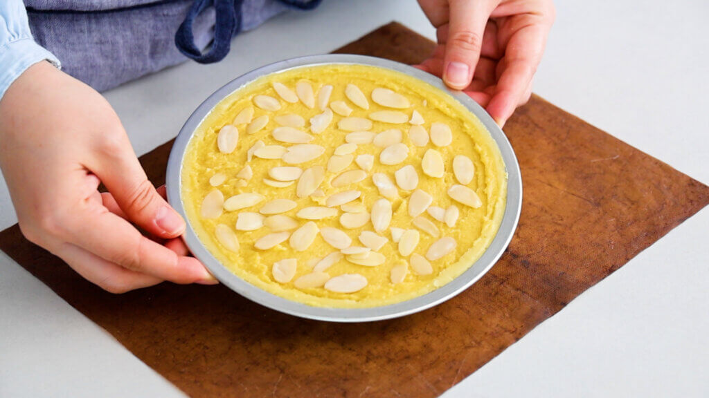 しっとり&香ばしい♩パイ皿で作る 基本のアーモンドタルトのレシピと作り方。料理研究家・フードコーディネーター藤井玲子のレシピサイト。れこれしぴ