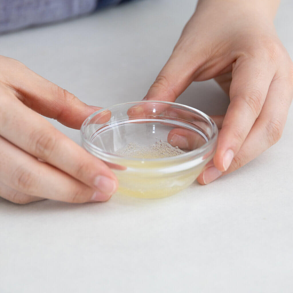 リッチな味わい◎アングレーズ仕立てのチョコレートアイスのレシピと作り方。料理研究家・フードコーディネーター藤井玲子のレシピサイト。れこれしぴ